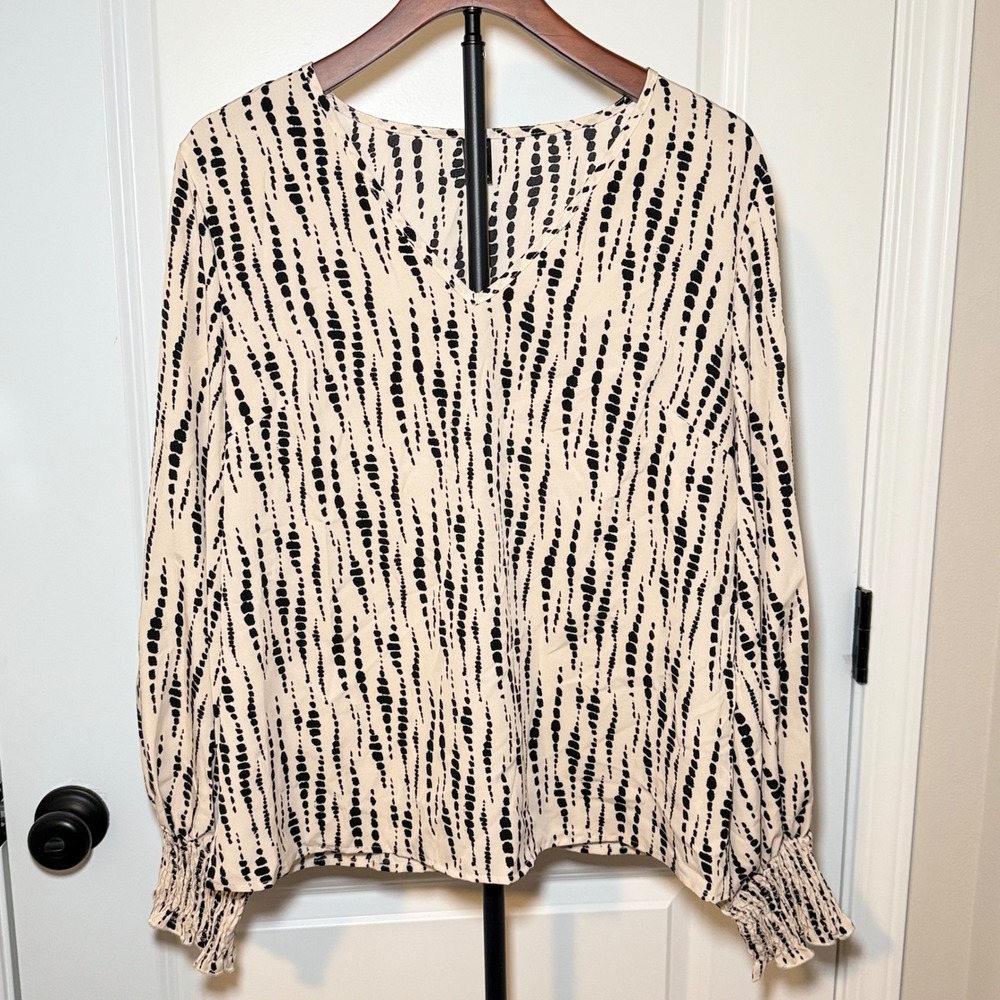 Emery Rose Women XL Cream Black Boho Lightweight Balloon Blouse